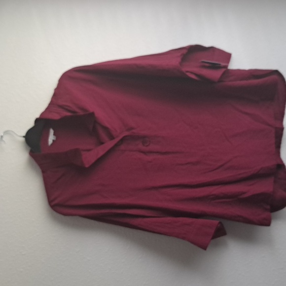 John Mark Solid Woven Wire Collar 3/4 Batwing Sleeve Button Front Tunic - Picture 2 of 7